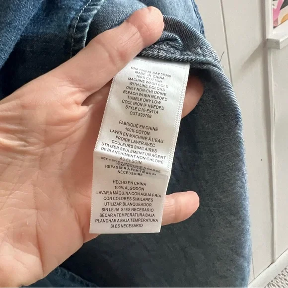 Equipment Femme Arlette Chambray Denim Button Down Tunic Top - Picture 6 of 13